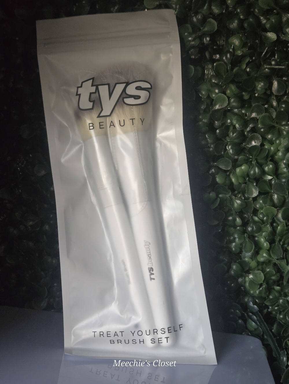 ​✨ TYS Beauty "Treat Yourself" Brush Duo • NEW & FACTORY SEALED ✨